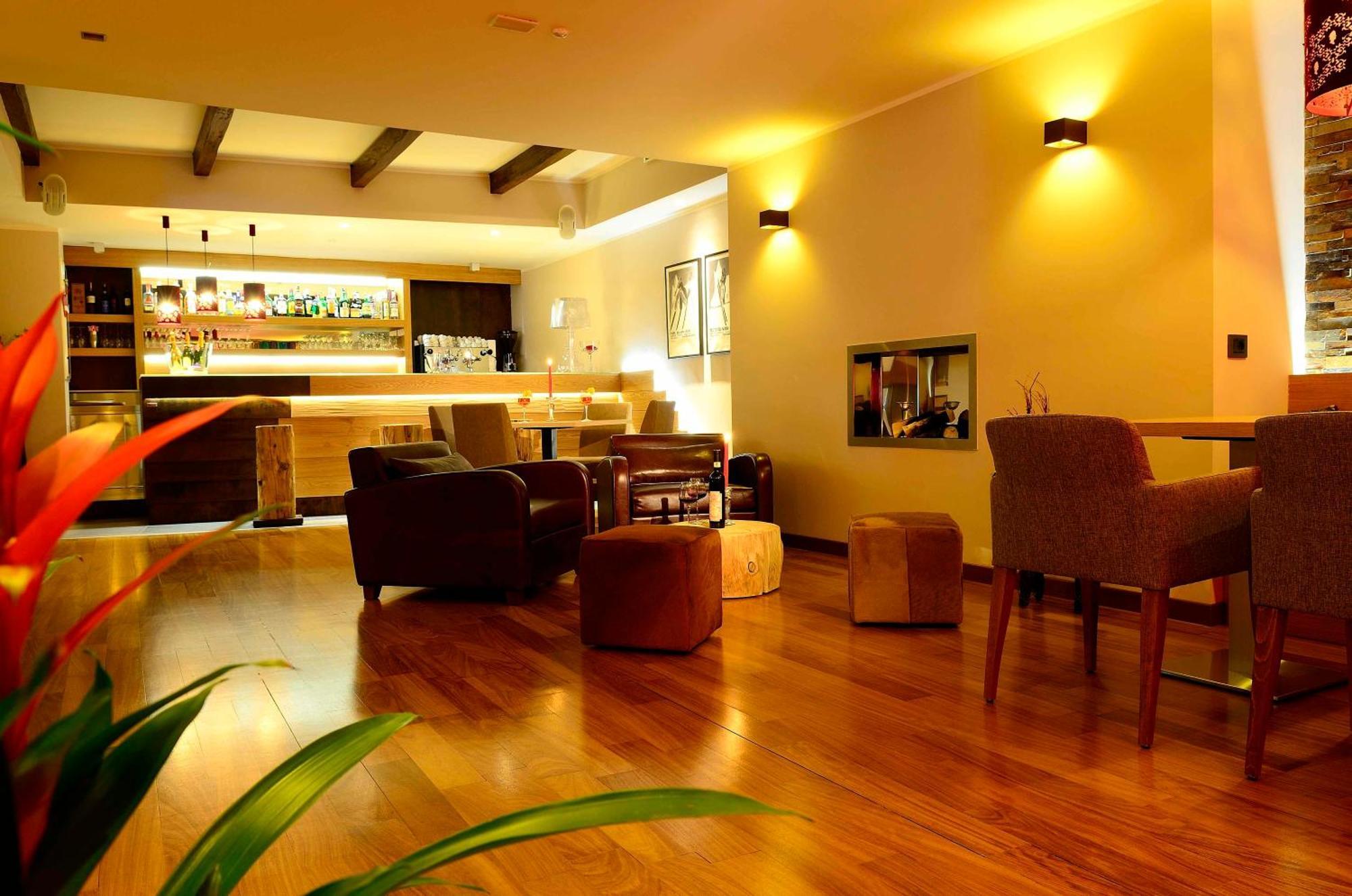 אסרגי Hotel Nido Dell'Aquila מראה חיצוני תמונה