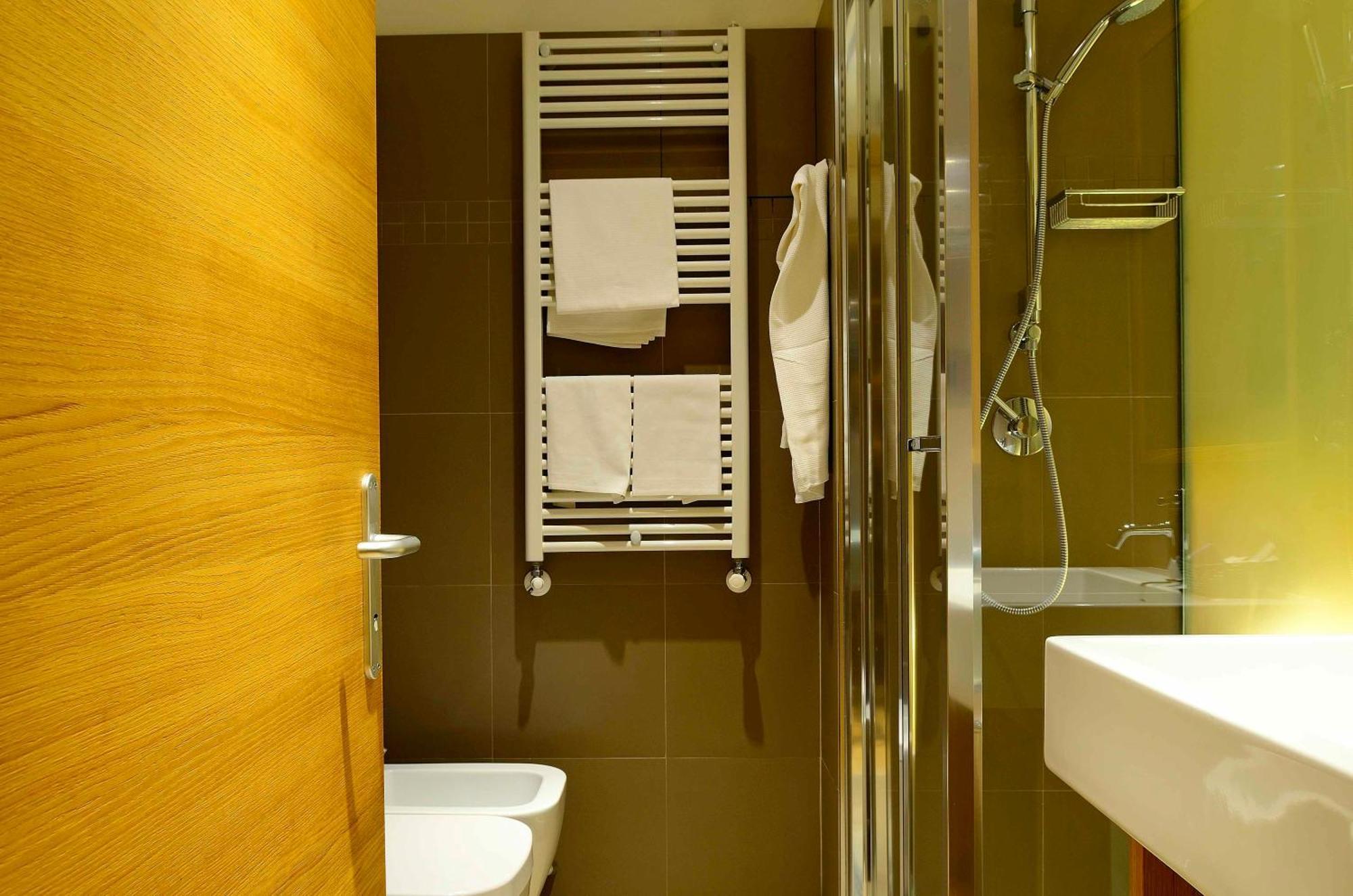 אסרגי Hotel Nido Dell'Aquila מראה חיצוני תמונה