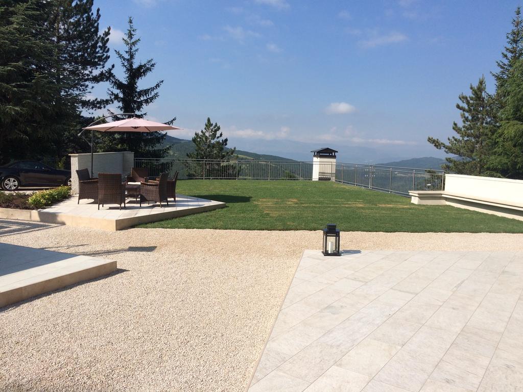 אסרגי Hotel Nido Dell'Aquila מראה חיצוני תמונה