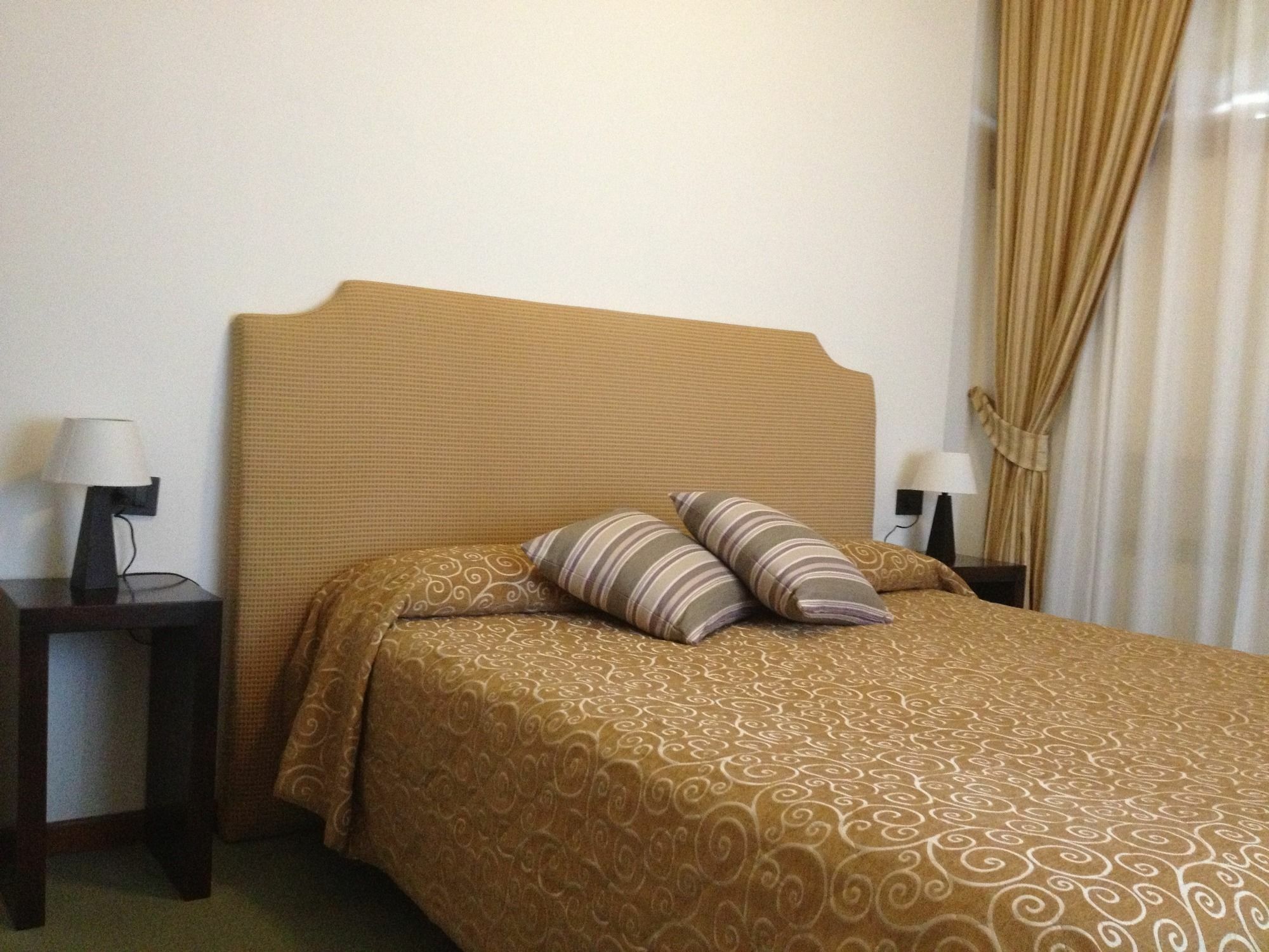 אסרגי Hotel Nido Dell'Aquila מראה חיצוני תמונה